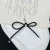 Chic Coreano Nuevo Estilo Dulce Lazo de Perlas Colgante de Corazón Plateado Llavero de Coche Encanto para AirPods Accesorio de Teléfono