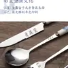 Conjunto de Talheres (Faca, Garfo, Colher e Hashi) em Porcelana Azul e Branca, Presente Especial Estilo Chinês, Presente para Reuniões de Negócios para Estrangeiros no Exterior