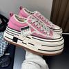 Sapatos de lona pretos de sola grossa de nicho para mendigo femininos 2025 primavera e outono novos sapatos plataforma de sola grossa versáteis casuais tênis de skate