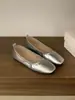 Encuentro Cercano Temporada 2026 Verano Nuevos Zapatos Planos para Mujer, Mocasines Slip-On de Suela Suave Antideslizantes, Suaves y Elegantes