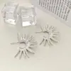 Pendientes de Girasol Metálicos de Alta Gama para Mujer Nicho Únicos Elegantes Pendientes Exagerados 2023 Pendientes de Nuevo Diseño