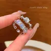 Anillo de Diamante Roto Pequeño Colorido de Circonita Ópalo Anillo Abierto de Cuentas Transparentes Irregulares Anillo para Dedo de Viento Frío para Mujer