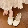 Sapatos Baixos Confortáveis Femininos Tamanho Grande Sapatos Femininos Boca Rasa Sapatos Hanfu Estilo Chinês Solado Macio Estilo Antigo Sapatos Mary Jane Novo 2026