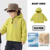 Chaqueta impermeable para niños estilo europeo derecho, forrada de polar y engrosada para invierno, ropa nueva para niños, atuendo de invierno para niños y bebés
