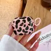 Capa de fone de ouvido com estampa de leopardo estilo europeu e americano, capa protetora para AirPods 3ª geração Pro, 2ª geração e 4ª geração/Pro 3