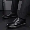 Nuevos Zapatos de Piel de Alta Gama para Hombre, Zapatos de Trabajo Casual de Piel Suave con Suela Suave, Zapatos Deslizables Antideslizantes de Moda para Hombre