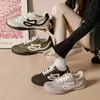 Nueva colección de otoño 2026 de zapatillas blancas para mujer, estilo coreano, casual y versátil para estudiantes, estilo callejero, JCF6603