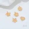 Chapado en Cobre Oro de 14K Incrustado con Circonita Campana de Gorro Navideño Alce Copo de Nieve Colgante Hecho a Mano DIY Collar de Mano Accesorios de Joyería