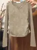 Camiseta de mujer de algodón puro con cuello en V, manga larga, diseño único, pliegues laterales, ceñida a la cintura, corte ajustado, color caqui, top de otoño