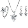 Conjunto Avanzado de Conjunto de Tres Piezas de Zirconia Corazón Pendientes Creativos con Forma de Corazón, Anillo, Colgante, Collar, Conjunto de Tres Piezas de Accesorios de Moda