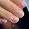 Puntas de uñas florales cuadradas cortas, elegante estilo francés, arte de uñas colorido para mujer, estilo simple y dulce, uñas portátiles
