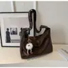 Bolso de Cuero Suave Estilo Perezoso de Moda de Este Año para Mujer Nuevo Modelo Primavera/Verano 2026 Bolso de Hombro Único Bolso Cruzado Bolso Tote de Gran Capacidad Ligero