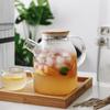 Fábrica direta de grande capacidade garrafa de água fria espessa vidro resistente a alta temperatura garrafa de água fria tampa de bambu doméstico pote de suco branco frio