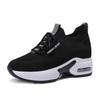 Zapatos de mujer transpirables de primavera 2024 con nueva altura oculta, a la moda, combinan con todo, casuales, para bailar, zapatos de mamá, de suela blanda