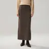 Nueva colección de otoño e invierno: una falda de punto de cachemira de hilo doble de siete agujas, gruesa, de corte ajustado, que favorece la figura y a la moda, de largo hasta la rodilla, con adornos de botones