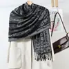 Bufanda de estilo étnico clásico con popular estampado de cachemira y borlas con flecos, bufanda bordada de estilo chino, elegante chal para mujer para salir