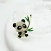 Nuevo broche de panda y bambú estilo chino transfronterizo, lindo pin de broche de animal, nuevo accesorio para traje y abrigo estilo chino