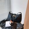 Bolsa de Axila Retrô de Alta Qualidade para Mulheres 2025 Nova Tendência de Bolsa Feminina Bolsa de Ombro Fashion Bolsa Crescente de Estilo Simples e Ocidental