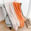 Bufanda de Seda Cálida de Invierno para Mujer de Doble Uso Primavera y Otoño Versátil para Viajes Protector Solar de Algodón y Lino Shawl de Cuadros de Moda
