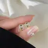 Pendientes de botón de nariz de cerdo pequeños y exquisitos de estilo francés con microincrustaciones, diseño elegante y simple, modernos, combinan con todo, pendientes de hebilla de oreja de estilo occidental