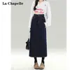Falda de Mezclilla Azul Denim de Cintura Alta para Mujer 2025 Tendencia Versátil Nuevo Otoño Longitud Media Estilizadora Ceñida a la Cadera