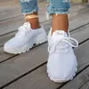 Novos Sapatos de Malha Personalizados para Mulheres, Confortáveis, Antiderrapantes, Absorventes de Choque, Sapatos Esportivos Modernos e Versáteis