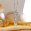 Collar con Colgante de Cruz de Titanio con Microincrustaciones de Cobre para Mujer, Cadena para Clavícula de Acero Inoxidable de Lujo Ligero