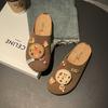 Pantufas femininas de fundo grosso com estampa de biscoitos coloridos e desenhos animados, 2025, novas sandálias Birkenstock de cintura alta sem cadarço