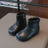 Botas Infantis 2026 Outono Novas Botas Martin para Meninas com Biqueira Dividida Falsa, Botas Curtas de Tecido Elástico, Botas de Casco de Porco com Solado Macio Color-Block