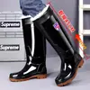 Botas de lluvia de goma duraderas para hombre, con suela gruesa, reforzadas, cálidas, antideslizantes, de caña alta, forradas de felpa, impermeables, para invierno