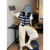 Top Versátil de Estilo Coreano para Primavera/Verão 2026, Design Emagrecedor, Gola Redonda, Blocos de Cor, Listrado, Falso Duas Peças para Mulheres