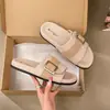 Otoño e invierno versátiles de lino, nuevas zapatillas planas de moda, sandalias de playa de moda con hebilla retro para mujer 2026