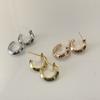 Aretes T-Home Glossed T1 Chapados en Oro de 18k sin Perforación Media Argolla Personalizados Combinan con Todo Lujo Ligero Aretes en Forma de T para Hombres y Mujeres