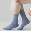Calcetines de cinco dedos para hombre de media caña de verano anti-beriberi calcetines largos para los dedos de color sólido deportivos absorbentes de sudor transpirables calcetines de primavera y otoño