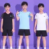 Nuevos Uniformes de Bádminton para Hombres y Mujeres, Uniformes de Tenis Transpirables de Verano, Uniformes de Entrenamiento para Estudiantes, Uniformes de Competición 3906