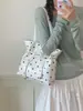 Bolso de mano tipo cubo versátil de lunares estilo coreano, estilo simple para el día a día, para mujer, alto atractivo estético, femenino, moderno, para llevar al hombro y cruzado
