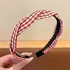 Diadema de felpa de dibujos animados para mujer, nuevo modelo de otoño e invierno 2026, diadema especial para lavarse la cara, soporte craneal alto, pinza para el pelo antideslizante, accesorio para el pelo