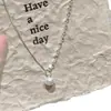 Colar de Pérolas com Corrente Assimétrica para Meninas Estilo Coreano Corrente de Emenda Design Personalizado de Nicho Corrente de Clavícula Simples e Versátil