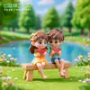 Figuras Criativas de Casal Comendo Melão para Micro Paisagismo, Acessórios de Decoração DIY para Casa de Bonecas, Carro Miniatura e Enfeites de Mesa