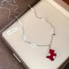 Colar de Pônei Zircônia Red Velvet, Corrente Versátil para Suéter Estilo Vintage, Acessório de Luxo Leve de Alta Qualidade para Mulheres