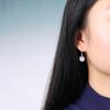 Aretes de Cuentas Redondas de Jade Blanco de Hetian Chapado en Oro de Plata S925, Aretes de Mujer Modernos y Simples, Directos de la Fábrica de Origen