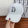 Gorra de Béisbol con Letra D de Pedrería Estilo Influencer Coreana para Mujer, Versátil Sombrero de Sol Versión Coreana Primavera/Verano Que Hace Que la Cara Se Vea Más Pequeña