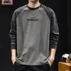 Camiseta masculina de manga longa em duas cores, novo modelo 2026 para primavera e outono, marca moderna estilo americano, gola redonda, casual e estilosa, top solto e confortável