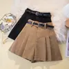 Shorts tipo bota negros 2026 nuevos de cintura alta casuales de exterior para mujer, otoño e invierno, falda-pantalón plisada petite, adelgazantes y versátiles