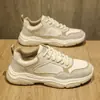 Zapatillas casuales de cuero para hombre, otoño 2026, nuevas, ligeras, de suela blanda, antideslizantes, negras, zapatos de papá estilo Forrest Gump para hombre