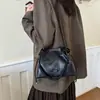 Bolsa de cubo de alta calidad con cordón para mujer, nueva colección 2026, diseño exquisito, perfecta para salidas, para ir al trabajo y se puede llevar como bolso de hombro o bolso cruzado