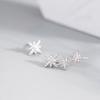 Brincos assimétricos de estrela de prata esterlina Jufeng S925 Novos brincos de estrela distintos Brincos de moda simples e combinados