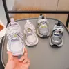 Zapatos para niños 2026 otoño nuevos de moda geniales zapatos de papá para niños mayores transpirables antideslizantes zapatos deportivos zapatos casuales para estudiantes