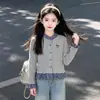 Conjunto de Primavera y Otoño para Niñas 2026 Nuevo Estilo Camiseta Falsa de Dos Piezas Infantil Moda de Niña Conjunto de Dos Piezas de Otoño Tendencia
