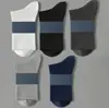 Calcetines de algodón de color liso unisex de punto doble de algodón de Xinjiang para otoño e invierno, calcetines de media pantorrilla, calcetines deportivos de algodón puro absorbentes del sudor y resistentes al olor, disponibles para venta al por mayor y dropshipping